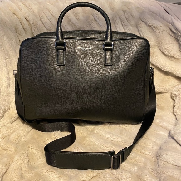 Michael Kors Men’s Black Pebbled Leather Messenger Bag - Picture 1 of 10